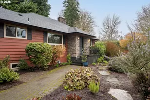 8675 SW Fairway Dr, Portland, OR 97225 - Photo 2