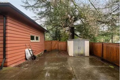 8675 SW Fairway Dr, Portland, OR 97225 - Photo 40