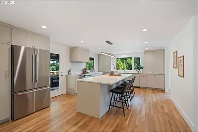 2835 SW Raleighview Dr, Portland, OR 97225 - Photo 8