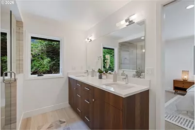 2835 SW Raleighview Dr, Portland, OR 97225 - Photo 28