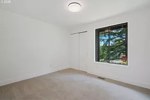 2835 SW Raleighview Dr, Portland, OR 97225 - Photo 32
