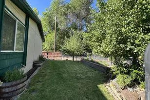 128 SW Canton St, John Day, OR 97845 - Photo 2