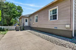 1106 I Ave, La Grande, OR 97850 - Photo 32