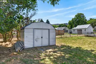 1106 I Ave, La Grande, OR 97850 - Photo 34