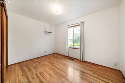 12916 SW 61st Ave, Portland, OR 97219 - Photo 16