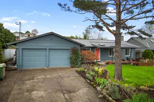 12916 SW 61st Ave, Portland, OR 97219 - Photo 2