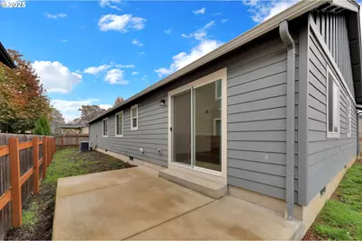 1632 Dotie Dr, Springfield, OR 97477 - Photo 24