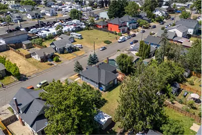 6834 SE 83rd Ave, Portland, OR 97266 - Photo 28