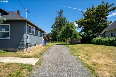 6834 SE 83rd Ave, Portland, OR 97266 - Photo 12