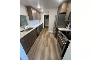 2208 E 5th St, Vancouver, WA 98661 - Photo 4