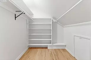 19 NE 139th Ave, Portland, OR 97230 - Photo 32