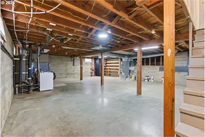 19 NE 139th Ave, Portland, OR 97230 - Photo 36