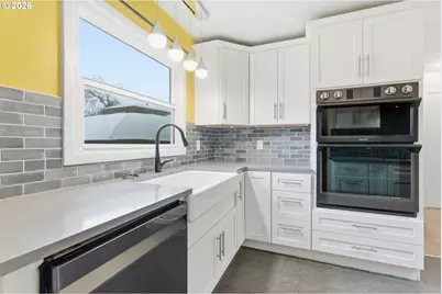 19 NE 139th Ave, Portland, OR 97230 - Photo 10