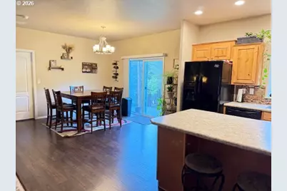 345 Debbie Ct, Glide, OR 97443 - Photo 6