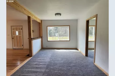 42585 Arizona St, Port Orford, OR 97465 - Photo 12