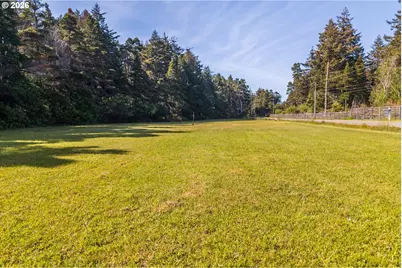 42585 Arizona St, Port Orford, OR 97465 - Photo 40