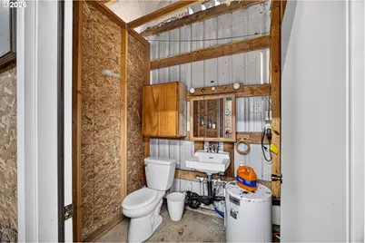 98654 Culbertson Ln, Coquille, OR 97423 - Photo 36