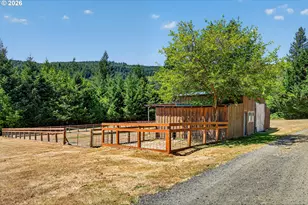 98654 Culbertson Ln, Coquille, OR 97423 - Photo 38