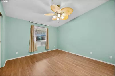 550 S State St #91, Sutherlin, OR 97479 - Photo 6