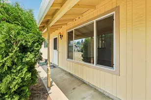 141 SW Chapman St, Sheridan, OR 97378 - Photo 4