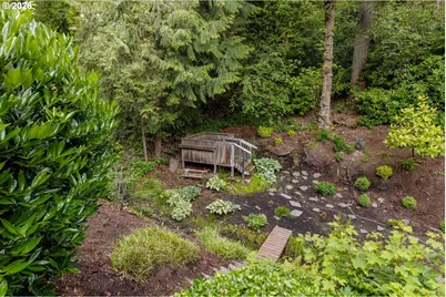 1537 S Aventine Ct, Portland, OR 97219 - Photo 46