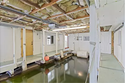 2915 NE Marine Dr #A-20, Portland, OR 97211 - Photo 16