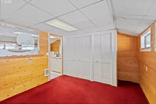 2915 NE Marine Dr, Portland, OR 97211 - Photo 30