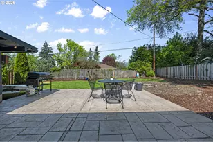 12865 SW Faircrest St, Portland, OR 97225 - Photo 28