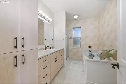 2833 20th St, Springfield, OR 97477 - Photo 28