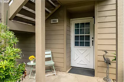 1922 Lake Isle Dr, Eugene, OR 97401 - Photo 4