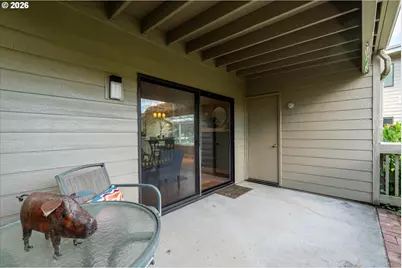 1922 Lake Isle Dr, Eugene, OR 97401 - Photo 32