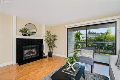 1922 Lake Isle Dr, Eugene, OR 97401 - Photo 8