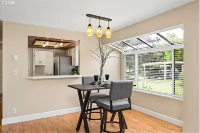 1922 Lake Isle Dr, Eugene, OR 97401 - Photo 10