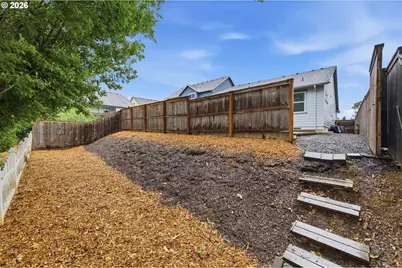 393 NW Denton Ave, Dallas, OR 97338 - Photo 34