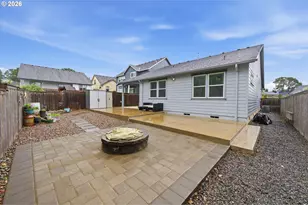 393 NW Denton Ave, Dallas, OR 97338 - Photo 32
