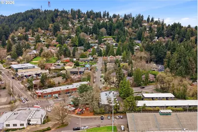 6220 SW Capitol Hwy #8, Portland, OR 97239 - Photo 34