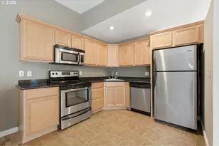 6220 SW Capitol Hwy, Portland, OR 97239 - Photo 8