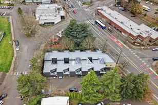 6220 SW Capitol Hwy, Portland, OR 97239 - Photo 26