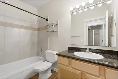 6220 SW Capitol Hwy #8, Portland, OR 97239 - Photo 18