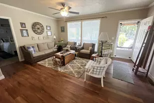 1809 26th St, La Grande, OR 97850 - Photo 2