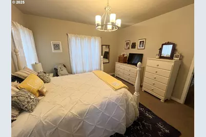1809 26th St #12, La Grande, OR 97850 - Photo 6