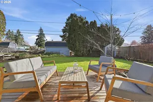 746 SE 143rd Ave, Portland, OR 97233 - Photo 14