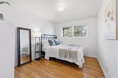 746 SE 143rd Ave, Portland, OR 97233 - Photo 12