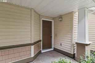 10769 SW Canterbury Ln, Portland, OR 97224 - Photo 2