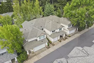 10769 SW Canterbury Ln, Portland, OR 97224 - Photo 16