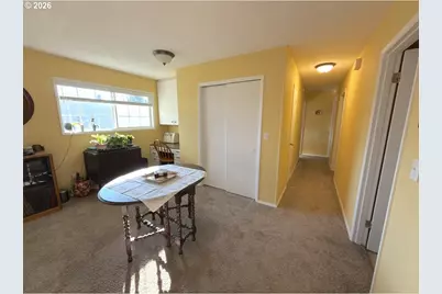 1745 NW 7th Pl, Gresham, OR 97030 - Photo 12