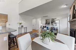 31530 SW Village Green Ct, Wilsonville, OR 97070 - Photo 18