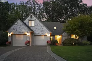 31530 SW Village Green Ct, Wilsonville, OR 97070 - Photo 2
