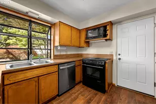 34100 NW Pacific Hwy, La Center, WA 98629 - Photo 18