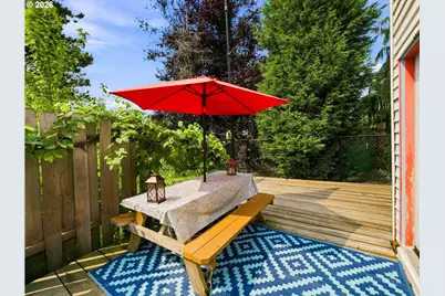 726 SE Rene Ave, Gresham, OR 97080 - Photo 18